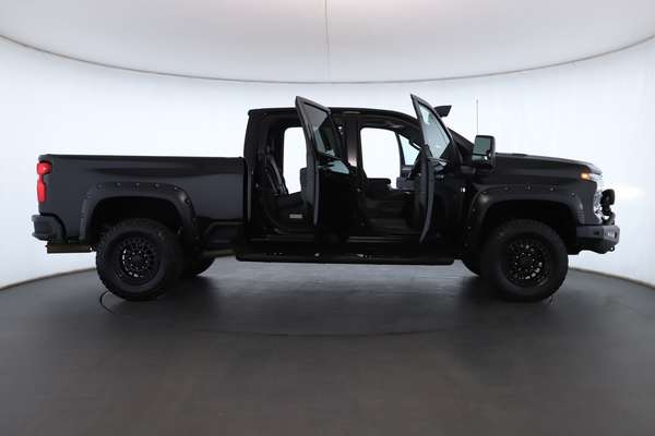 2025 Chevrolet Silverado HD LTZ Premium W/Tech Pack T1 4X4 - Image 3