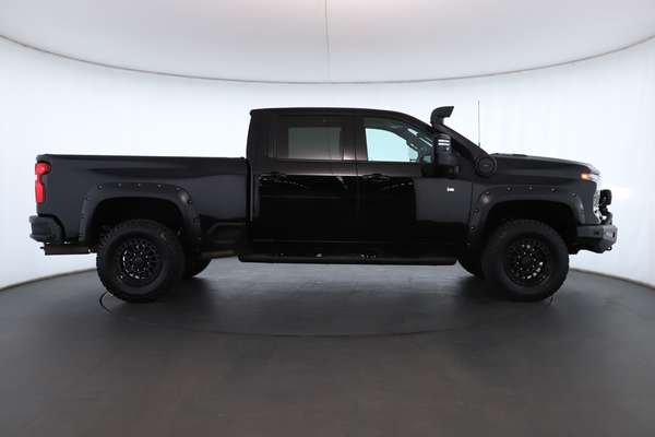 2025 Chevrolet Silverado HD LTZ Premium W/Tech Pack T1 4X4 - Image 4