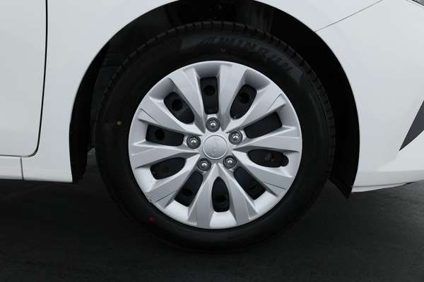 2024 Kia Cerato S BD - Image 4