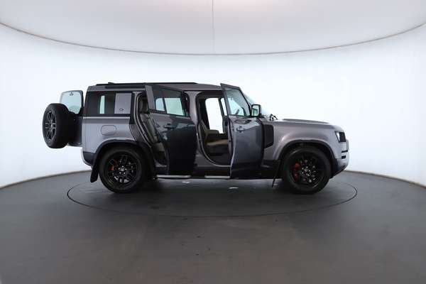 2021 Land Rover Defender 110 D250 S L663 - Image 2