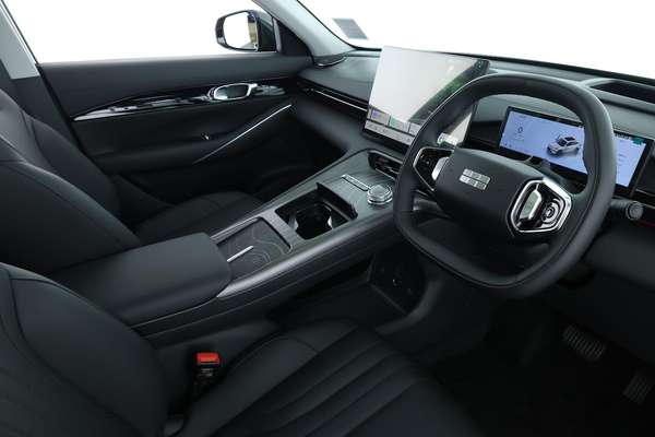 2026 Geely Starray EM-i Inspire Extended Range P145 - Image 5
