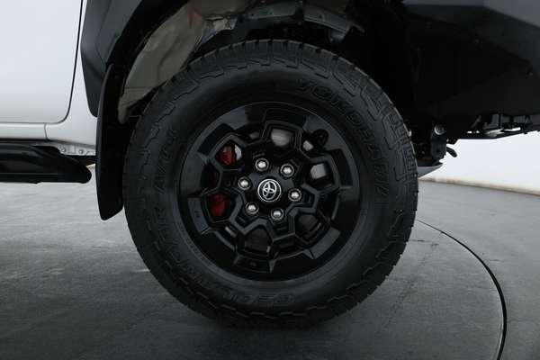 2023 Toyota Hilux GR Sport GUN126R 4X4 - Image 4
