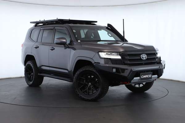 2022 Toyota Landcruiser VX FJA300R - Image 1