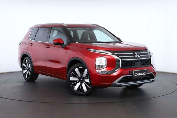 2025 Mitsubishi Outlander Exceed ZM - Image 1