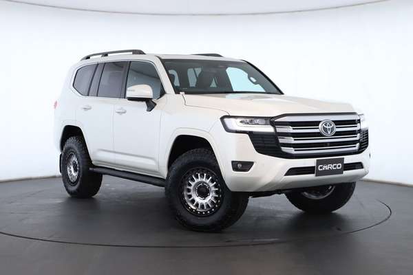 2025 Toyota Landcruiser VX FJA300R - Image 1
