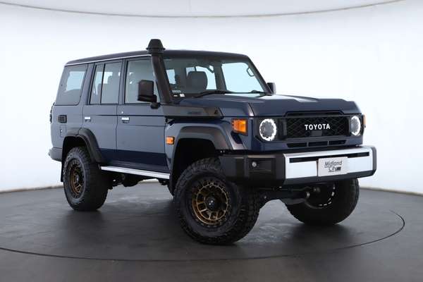 2024 Toyota Landcruiser GXL VDJL76R - Image 1